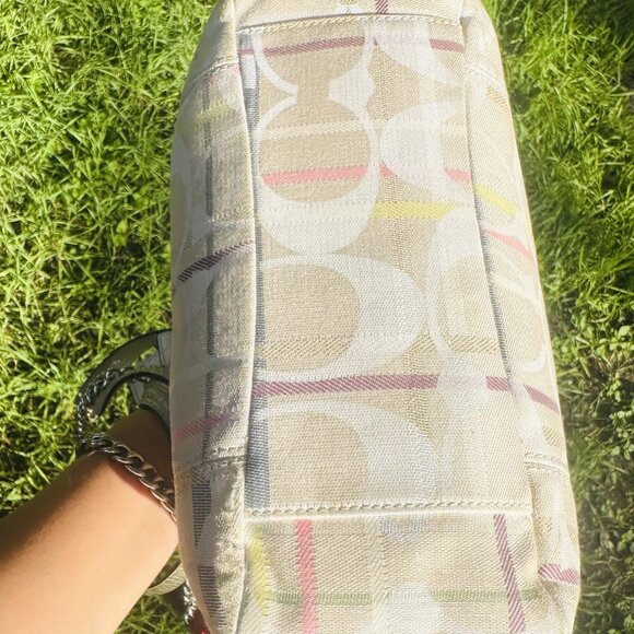 Y2K Coach Poppy Signature Logo Shoulder Bag Purse Handbag Tan RARE - Picture 9 of 16